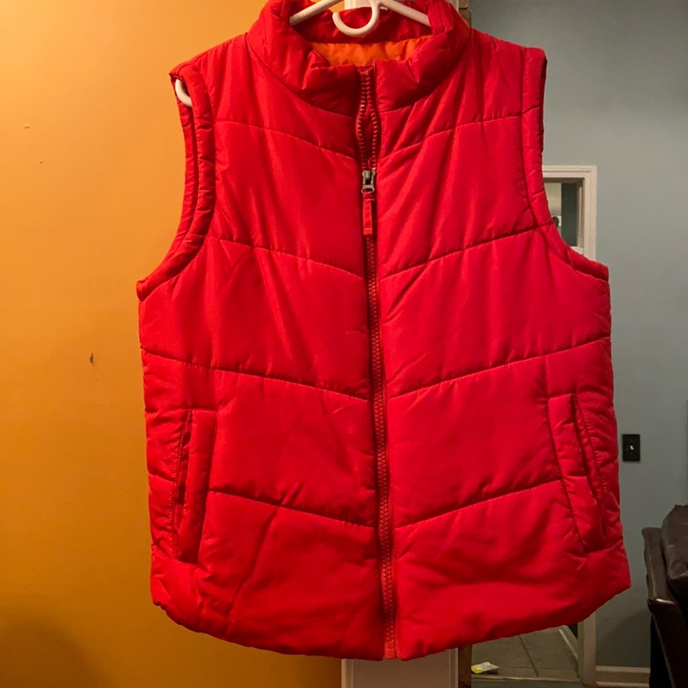 Men’s Large Red Puffy Vest